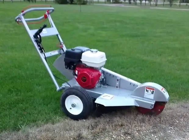 LAWN & GARDEN
